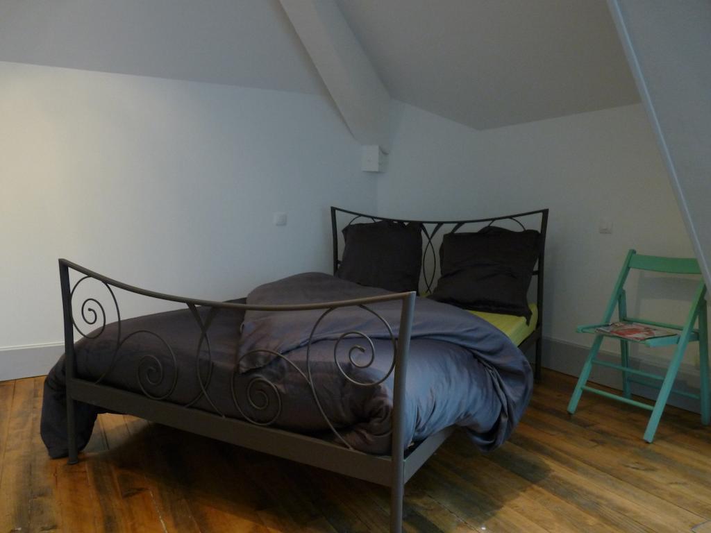 Le Betrot Bed & Breakfast Estissac Ruang foto