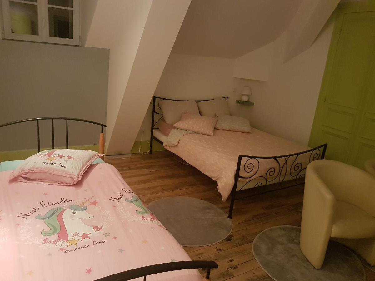 Le Betrot Bed & Breakfast Estissac Bagian luar foto