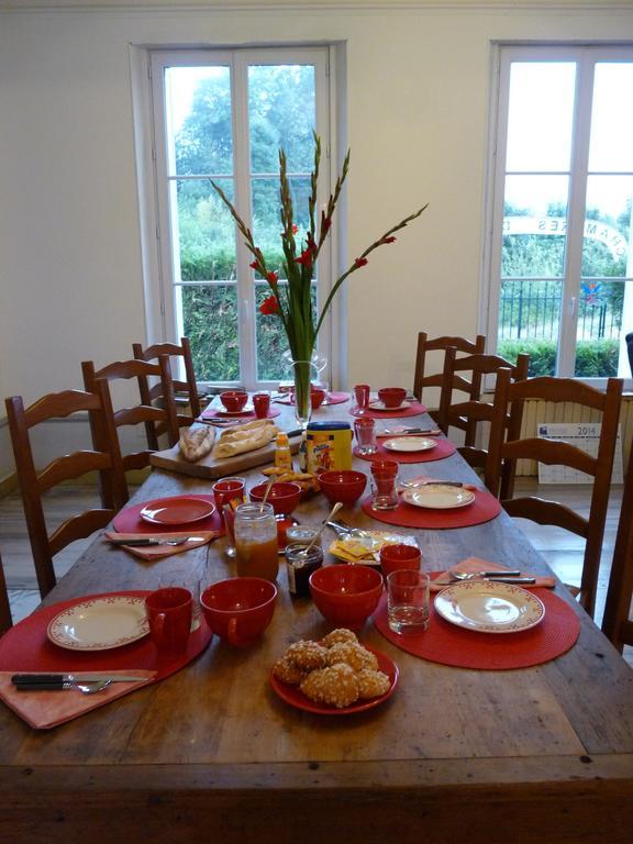 Le Betrot Bed & Breakfast Estissac Bagian luar foto
