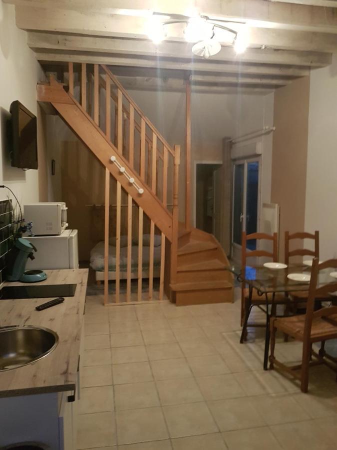 Le Betrot Bed & Breakfast Estissac Bagian luar foto