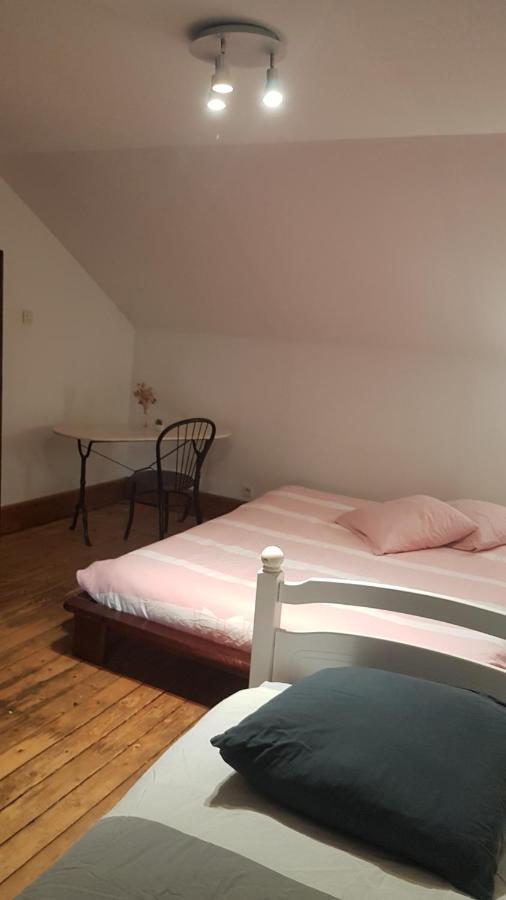 Le Betrot Bed & Breakfast Estissac Bagian luar foto